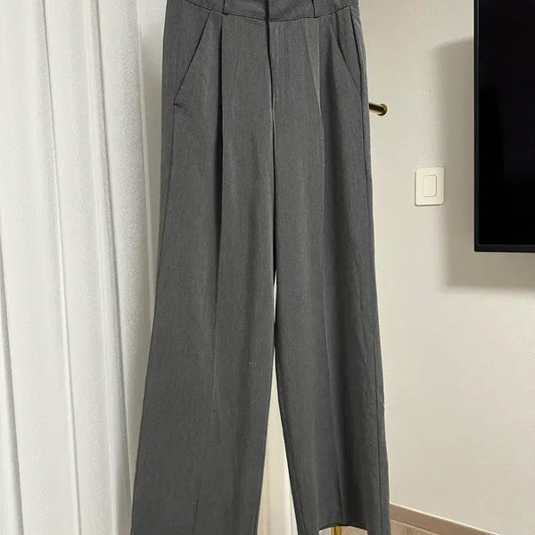 [BUNJANG] Gray Straight Fit Pintuck Slacks / 그레이 일자핏 핀턱 슬랙스