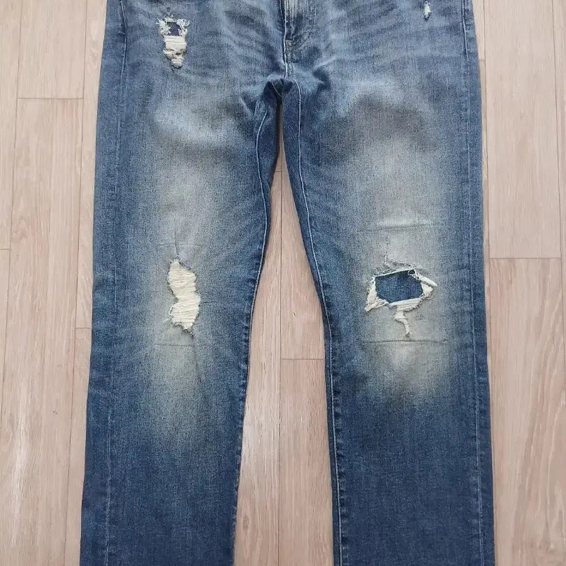 [BUNJANG] Uniqlo Slim Straight Stretch Jeans (Light Wash) / 유니클로 연청 34 슬림 스트레이트 스판