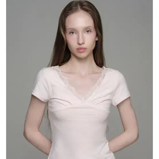 [BUNJANG] Clishier Rose Tea Lace V Top (Pink, Free Size) / (새상품,택O,바배) 클리시어 rose tea lace v top