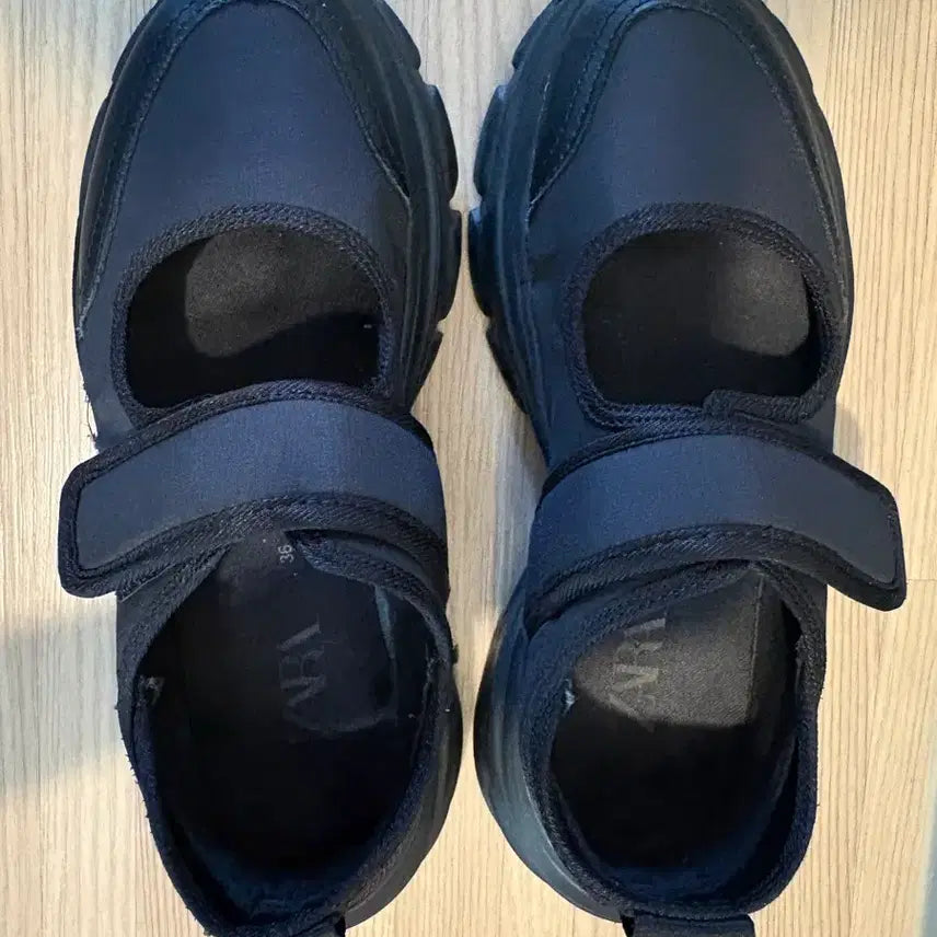 [BUNJANG] Zara Mary Jane Strap Sandals / 자라 메리제인 스트랩 샌들 36