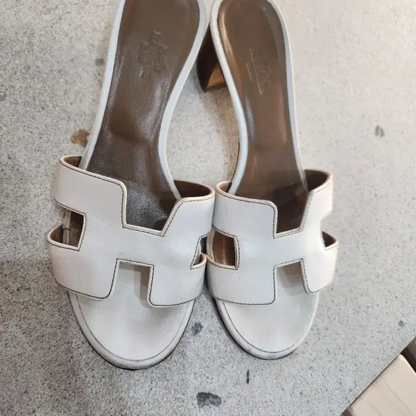 [BUNJANG] Hermes Oasis Mules Slippers White / 에르메스 오아시스 슬리퍼 급처분