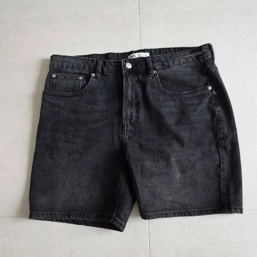 [BUNJANG] ZARA Black Denim Shorts / 자라 데님 숏팬츠