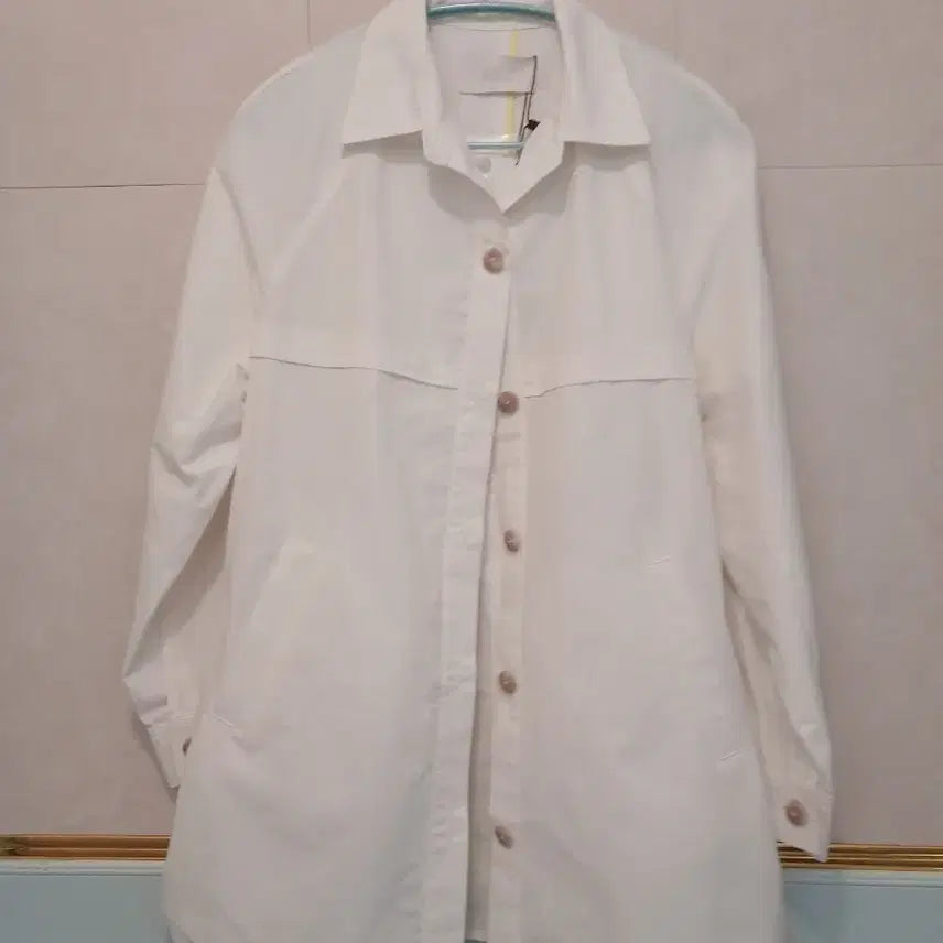 [BUNJANG] Visittin New York Women's Shirt White Size 55 / 비지트인뉴욕 정품 여성 셔츠 82-91-160 (55) 사이즈