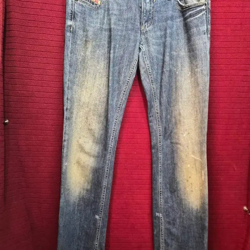 [BUNJANG] Diesel Washed & Distressed Denim Jeans - Women's / 디젤 청바지 워싱 데미지 여성용