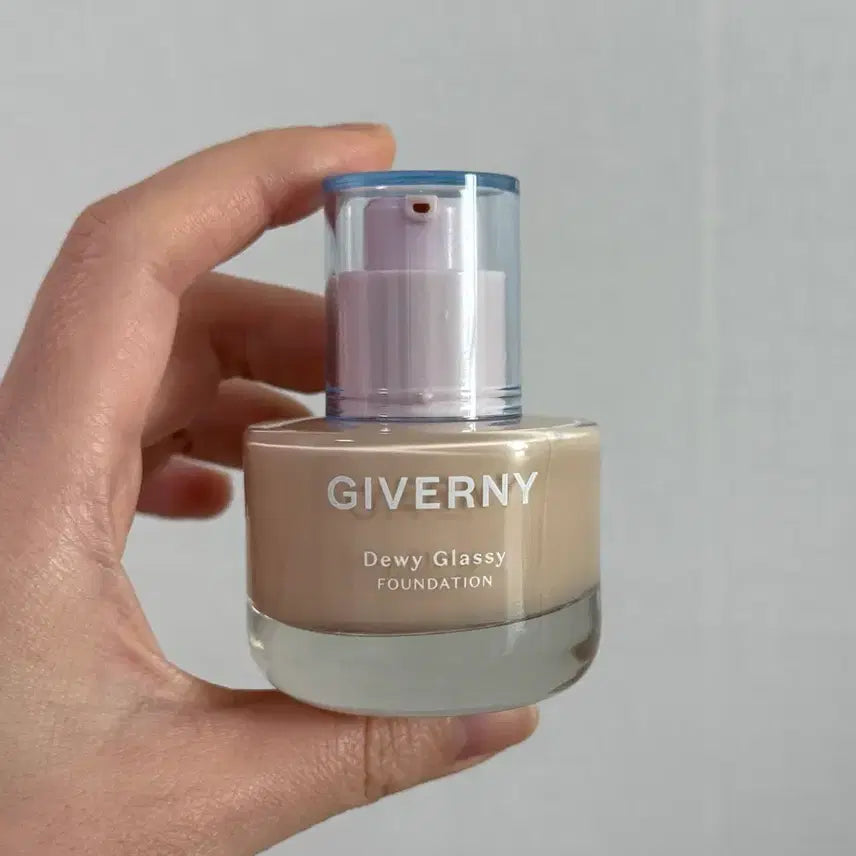 [BUNJANG] Giverny Dewy Glowy Foundation SPF30 PA++ 30ml (Shade 13 Pale Ivory) / 지베르니 듀이 글래시 파운데이션 30ml 13호