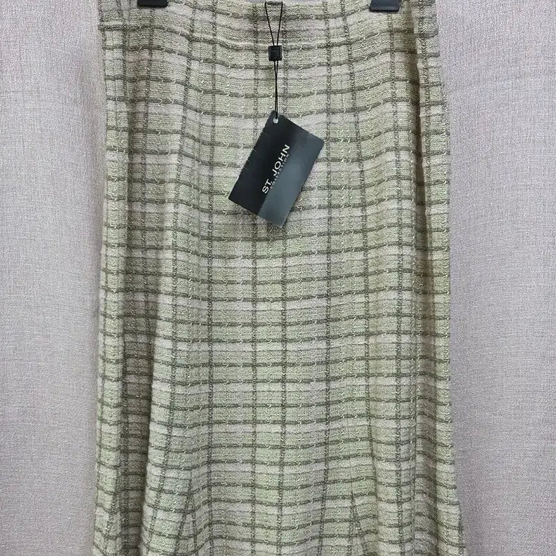 [BUNJANG] ST. JOHN Tweed Skirt / ST. JOHN 트위드 스커트 새상품