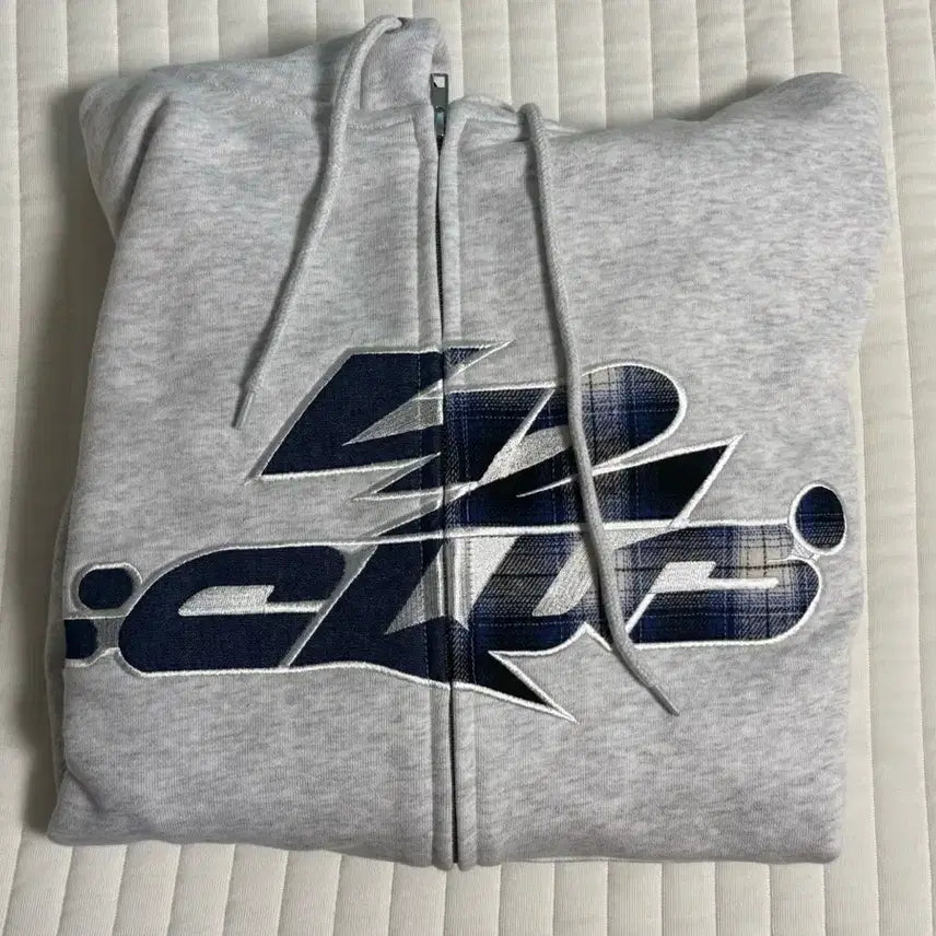 [BUNJANG] TWS 42 Club Fanmeeting Hoodie M / 투어스 42클럽 MD 팬미팅 후드집업 후디집업 M