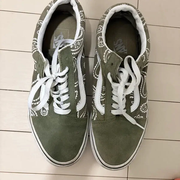 [BUNJANG] Vans Old Skool Olive Paisley Sneakers / 반스 올드스쿨 올리브 페이즐리