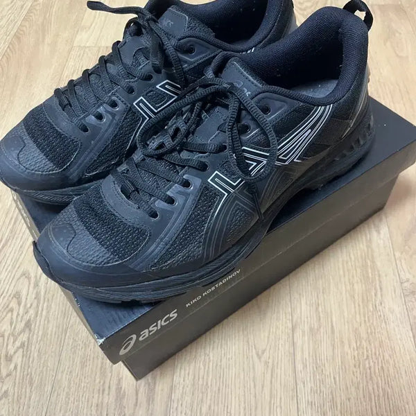 [BUNJANG] Asics Kiko Gel-Burz 1 Black / 아식스 키코 젤버즈1 블랙 282.5