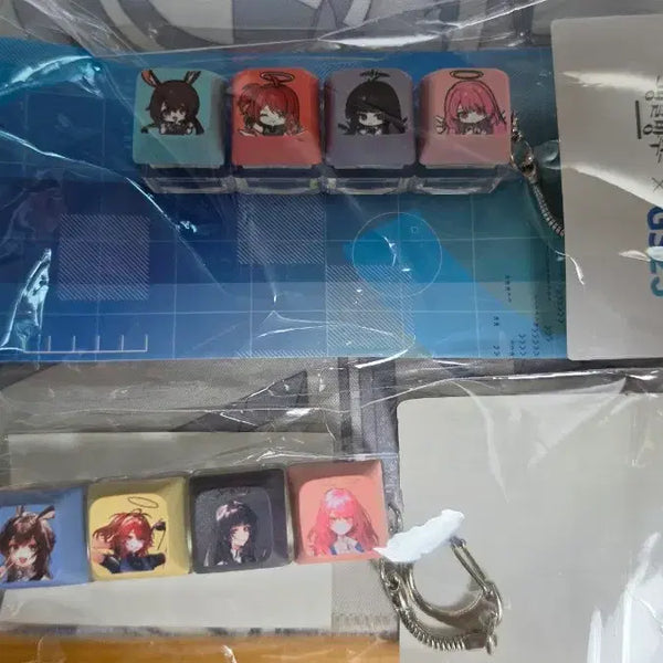 [BUNJANG] Arknights GS25 Collaboration Keycap Keychain Set (Unsealed) / 명일방주 gs25 키캡키링 세트 판매합니다