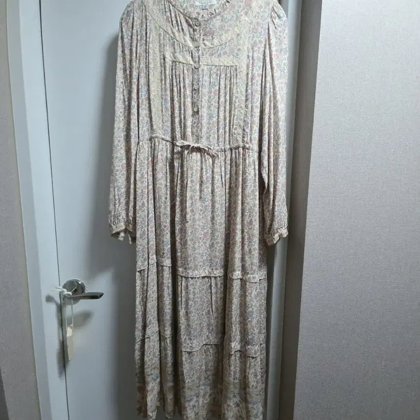 [BUNJANG] Thursday Island One-Piece Dress M / 써스데이아일랜드 원피스 M