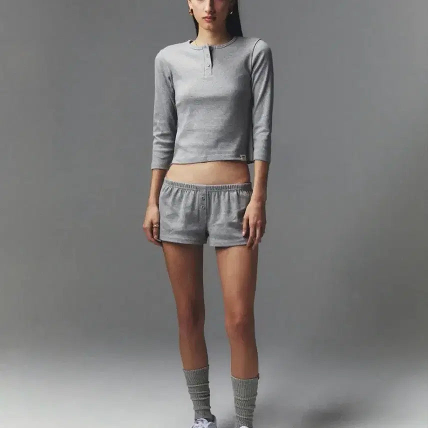[BUNJANG] Glony Henley Neck T-shirt - Grey / 글로니 헨리넥 - 그레이
