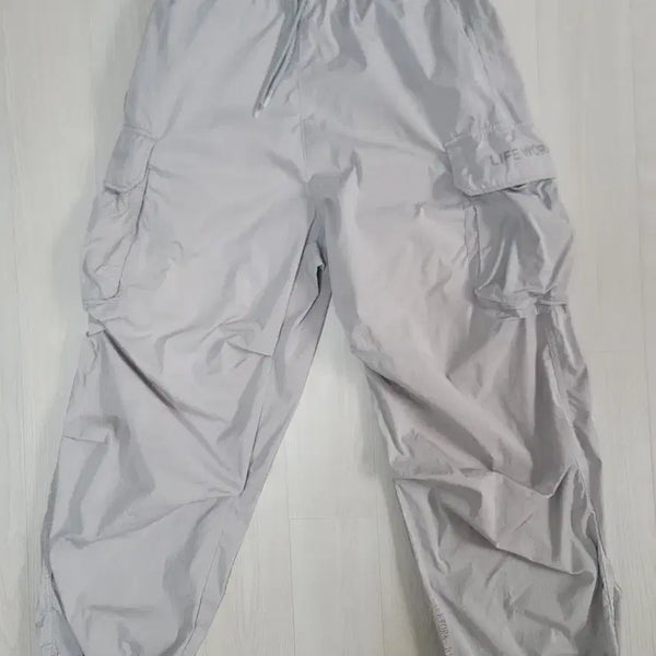 [BUNJANG] Life Work LW2 Breeze Parachute Cargo Pants / (S,28-30)라이프워크 LW2 브리즈 파라슈트 카고팬츠 판매합니다