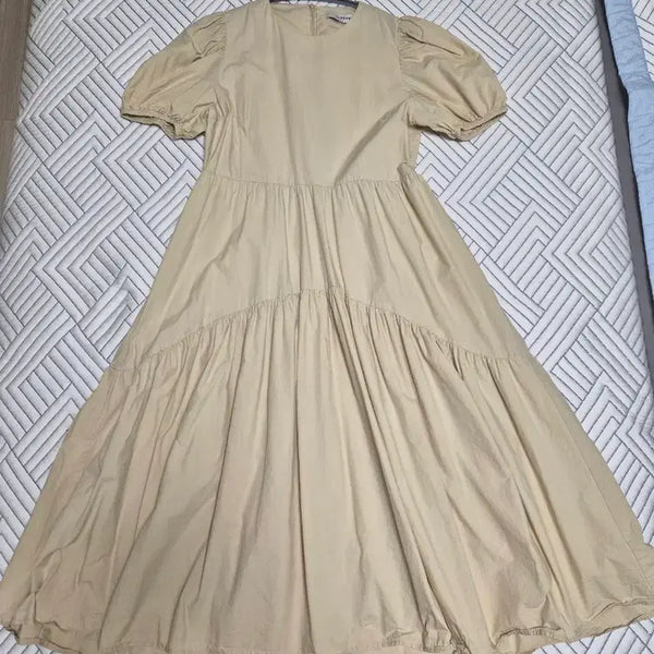[BUNJANG] The Penny Puff Dress / 더페니 퍼프 원피스