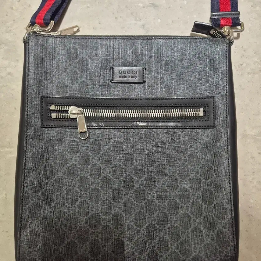 [BUNJANG] Gucci GG Supreme Messenger Bag Black / 구찌 GG 수프림 메신저백 블랙