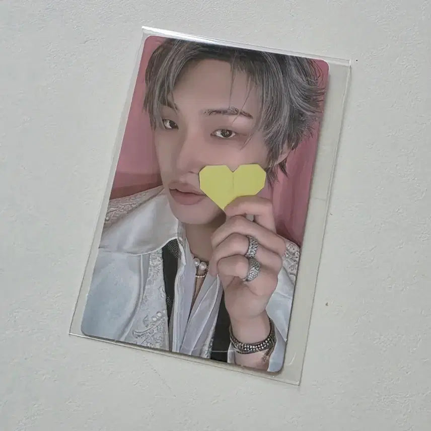 [BUNJANG] Ateez Mingi KQ Shop LP Photocard / 에이티즈 민기 케이큐샵 엘피 LP 특전 포카 kq샵