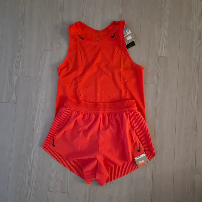[BUNJANG] Nike Women Aeroswift Training Set - Red, Size M / 새상품 나이키우먼 에어로스위프트 세트
