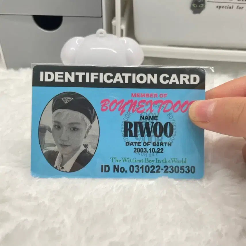 [BUNJANG] BOYNEXTDOOR Riwoo Photocard / 보넥도 리우 포카 (처분)