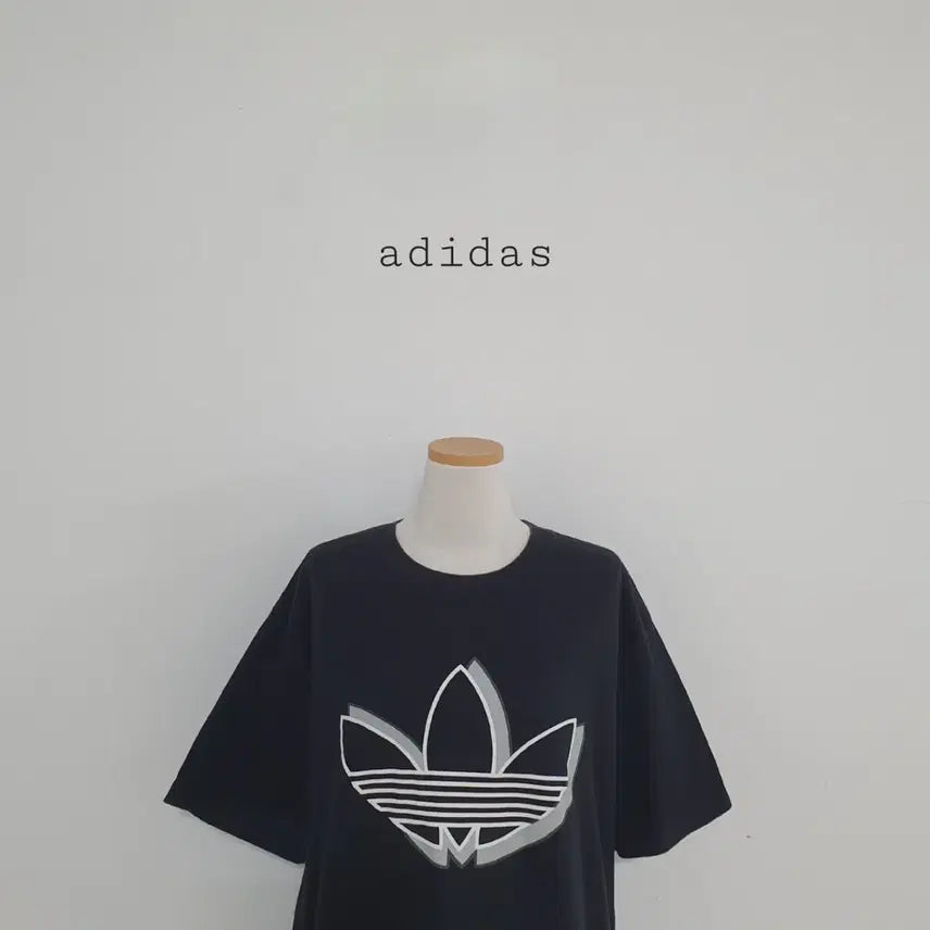 [BUNJANG] Adidas Big Logo Short Sleeve T-Shirt Black XL / 세일)No.26071010 아디다스 빅로고 반팔 티셔츠 블랙
