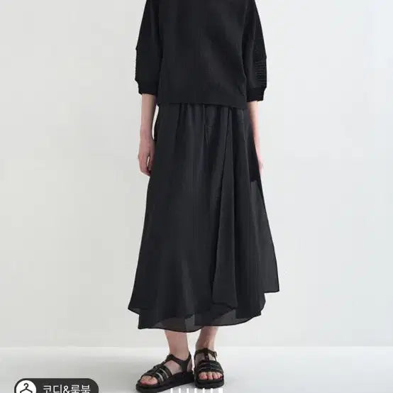 [BUNJANG] SYSTEM Crochet Block Sheer Stripe Top Black / 시스템 크로셰 블록 시어 스트라이프 탑