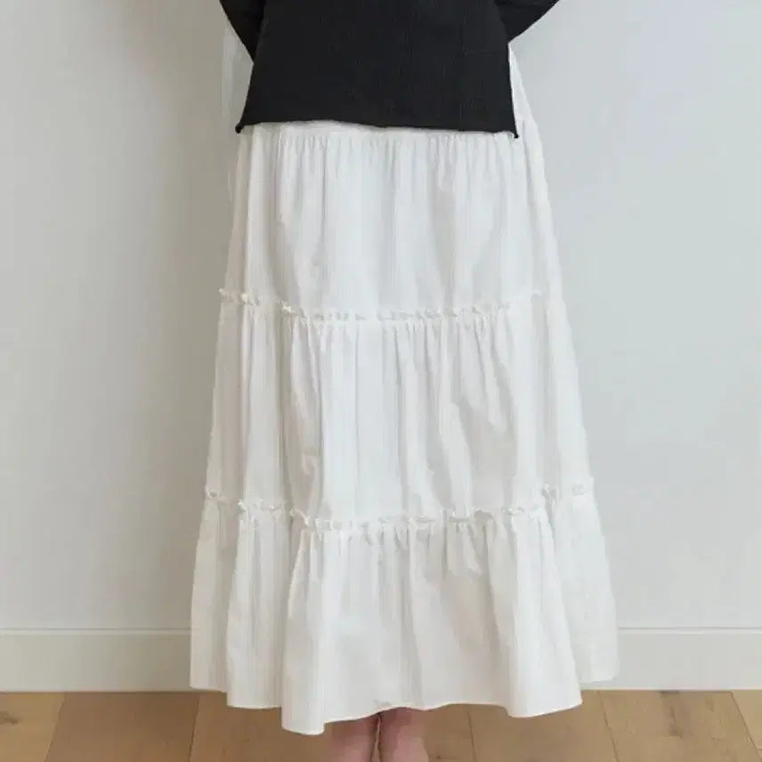 [BUNJANG] RIEL Melon Bomb Skirt White M / 리엘 멜론밤 스커트 화이트 M (새상품)