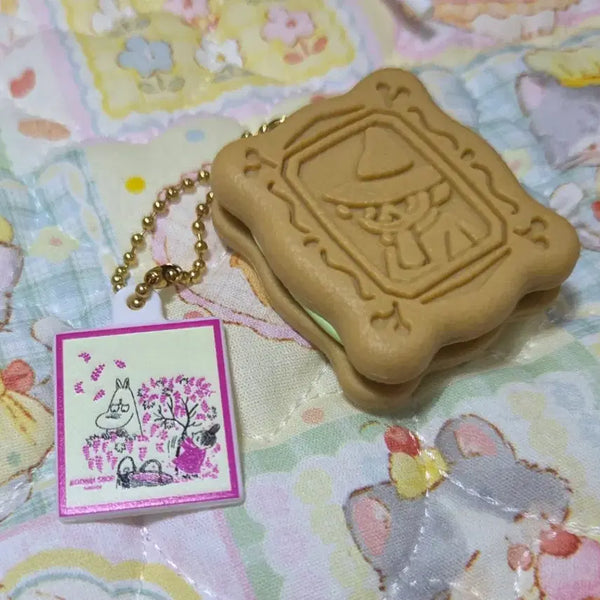 [BUNJANG] Moomin Patisserie Snufkin Gacha Figure (Sealed) / 무민 파티셰리 가챠 스너프킨 미개봉