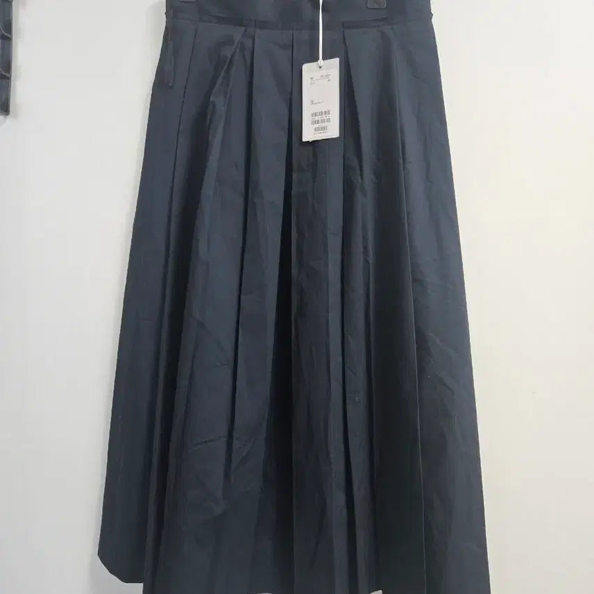 [BUNJANG] COS Pleated Skirt Navy EUR 32 / (새상품)COS 플리츠 스커트