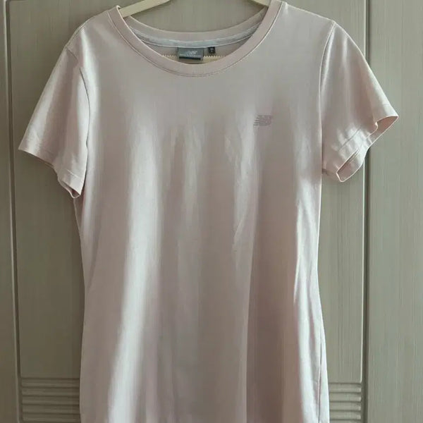 [BUNJANG] New Balance Women's Short Sleeve T-Shirt Size 95 / 여성뉴발란스반팔셔츠