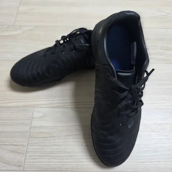 [BUNJANG] Nike Phantom GX2 Academy TF Black Soccer Cleats (230mm) / 나이키 팬텀 GX2 아카데미 TF 블랙 230