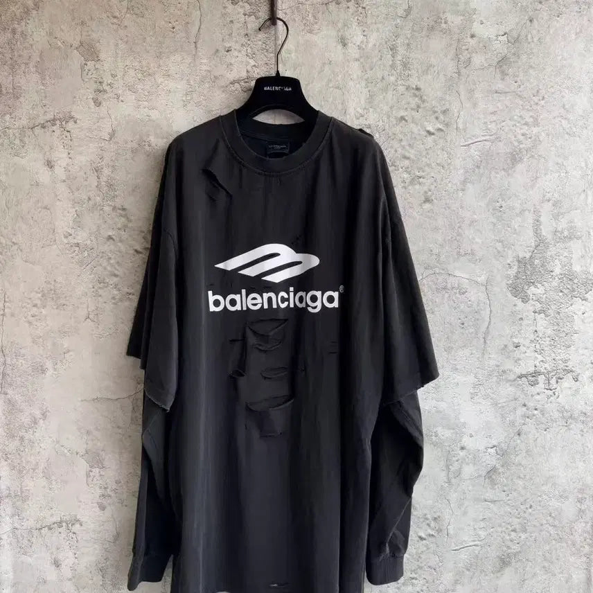 [BUNJANG] Balenciaga Sport Icon Distressed Layered Long Sleeve T-Shirt / 발렌시아가 스포츠 아이콘 디스트로이드 레이어드 롱슬리브 티셔츠