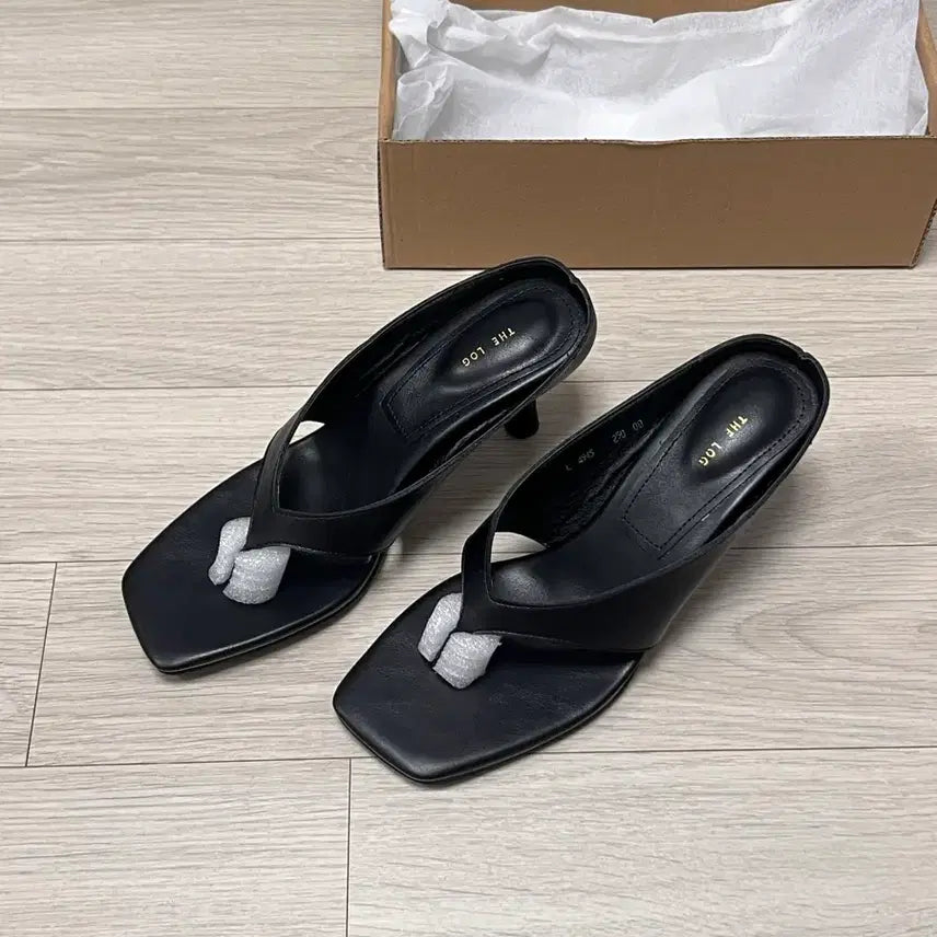 [BUNJANG] Black Square Toe Flip Flop Mules Mid Heels - Size 250 / [새상품] 250 7cm 블랙 심플 스퀘어토 쪼리힐 뮬힐 플립플랍 미들힐