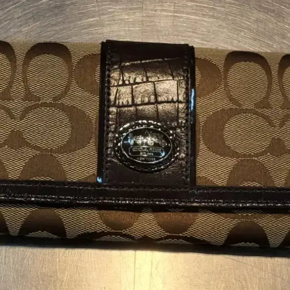 [BUNJANG] Coach Signature Pattern Long Wallet / 새제품코치 시그니처 패턴 장지갑이에요
