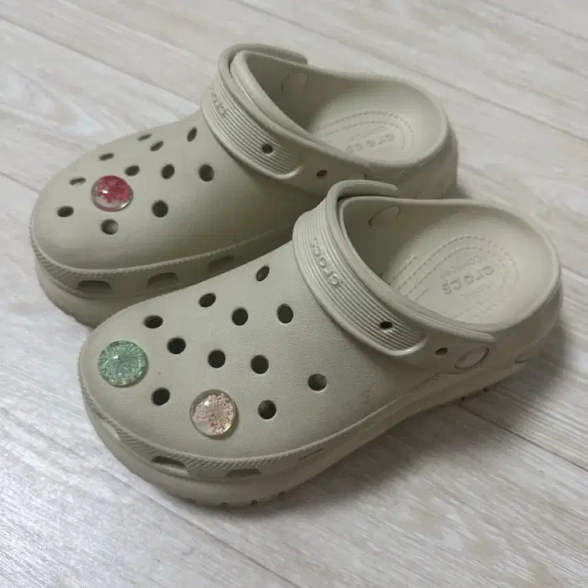 [BUNJANG] Crocs Mega Crush Stomp Loafer Bundle / 크록스 메가크러쉬 스톰프 로퍼 일괄
