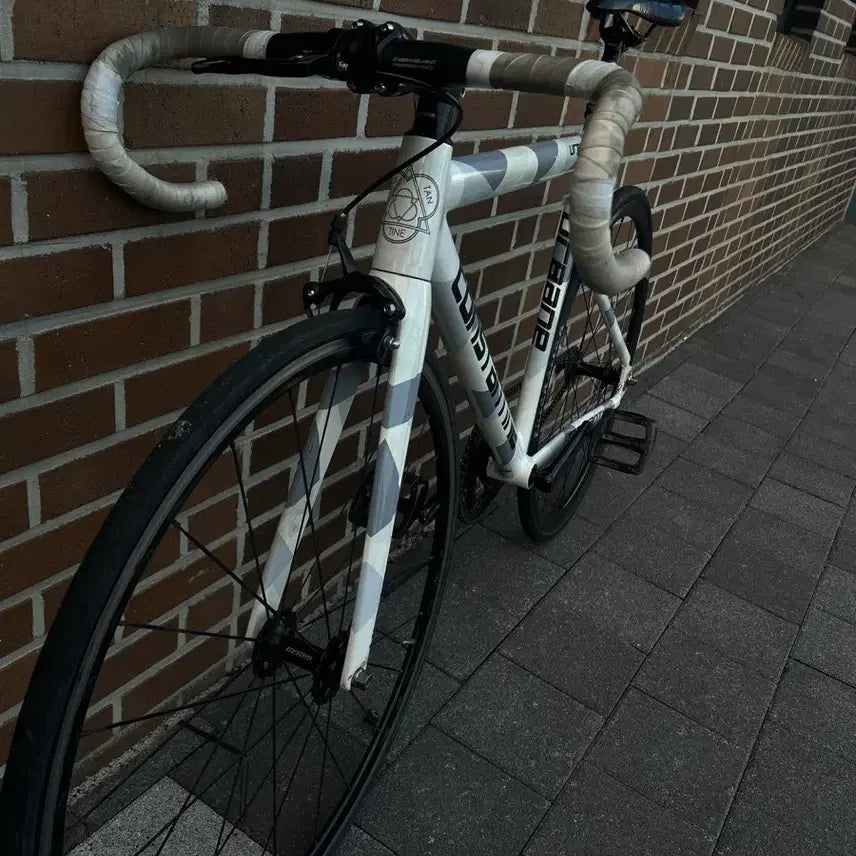 [BUNJANG] A-Bane 2025 Cool White Pattern Bicycle M Size / 어베인 2025 급처 판/대