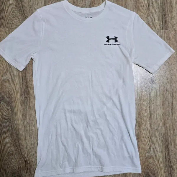 [BUNJANG] Under Armour Short Sleeve T-Shirt White / 언더아머 반팔티 흰색