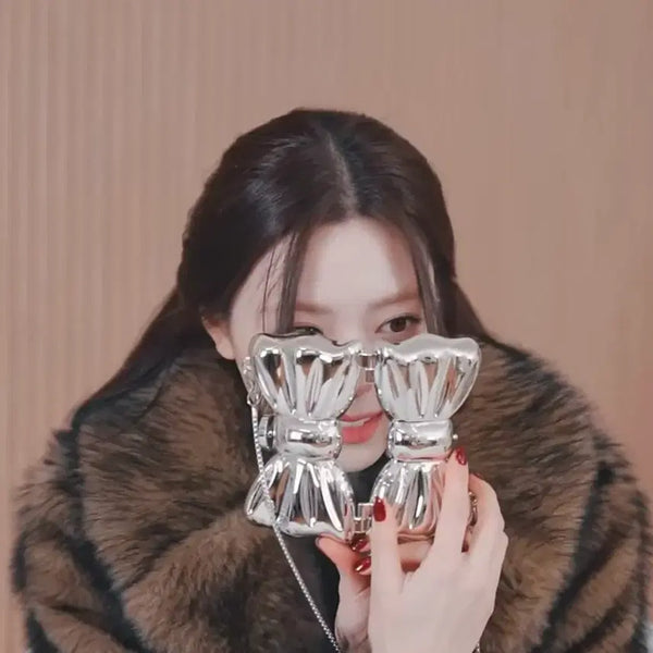 [BUNJANG] ITZY Yuna "Brightly Shining" Signed Message Acrylic Bag / 있지 유나 유난히빛이나 친필멘트 아크릴 가방