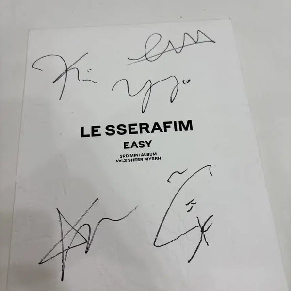 [BUNJANG] LE SSERAFIM EASY 3rd Mini Album Signed Album / 르세라핌 LE SSERAFIM EASY 3집 미니앨범 친필싸인 앨범