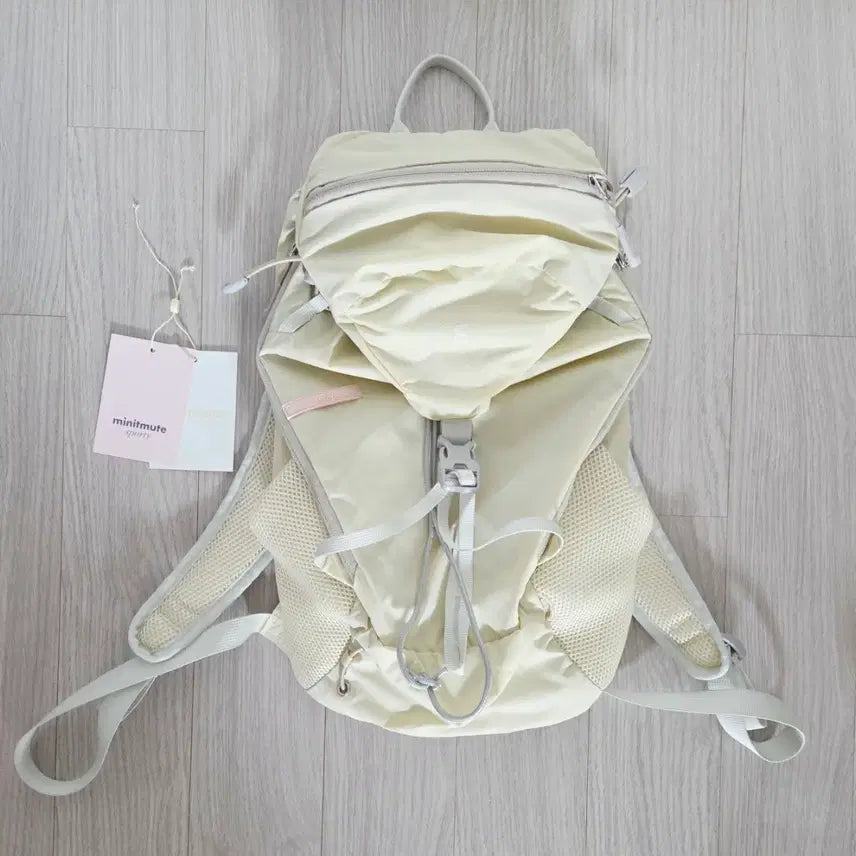 [BUNJANG] MinuteMute Sporty Basque Mel Butter Backpack / 미닛뮤트 스포티 바스크 멜 버터 백팩