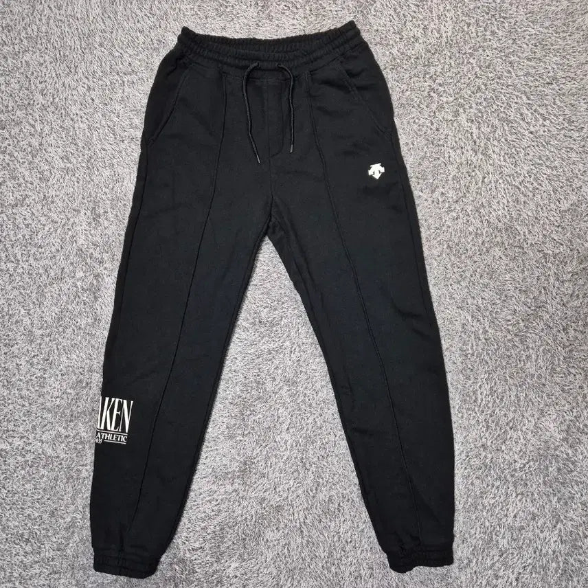 [BUNJANG] Descente Men's Sweat Jogger Pants M (29-30 Inches) / 데상트 남성 스웨트 조거 팬츠 M(29-30)
