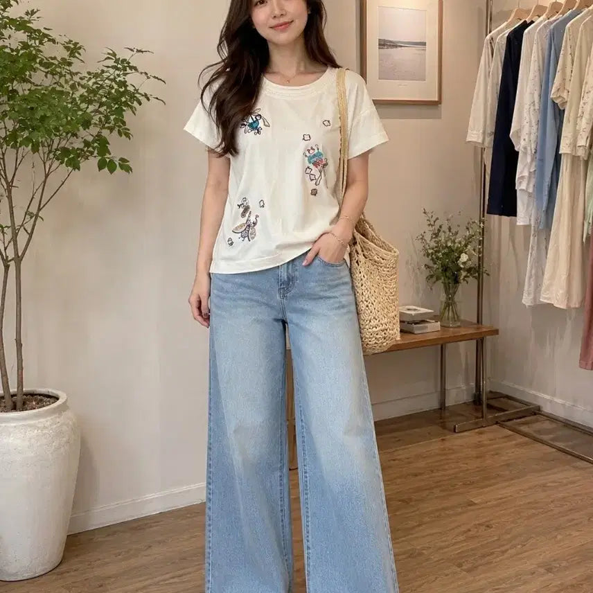 [BUNJANG] White Graphic Short Sleeve T-Shirt / 화이트 그래픽 반팔 티셔츠