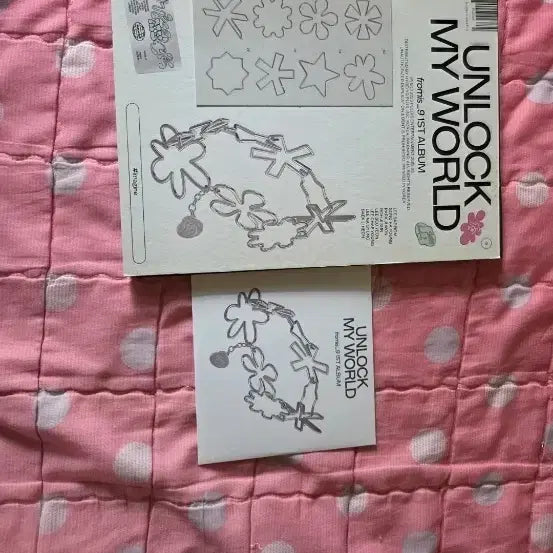 [BUNJANG] fromis_9 UNLOCK MY WORLD Album Photobook / 프로미스나인 UNLOCK MY WORLD 앨범 포토북 굿즈