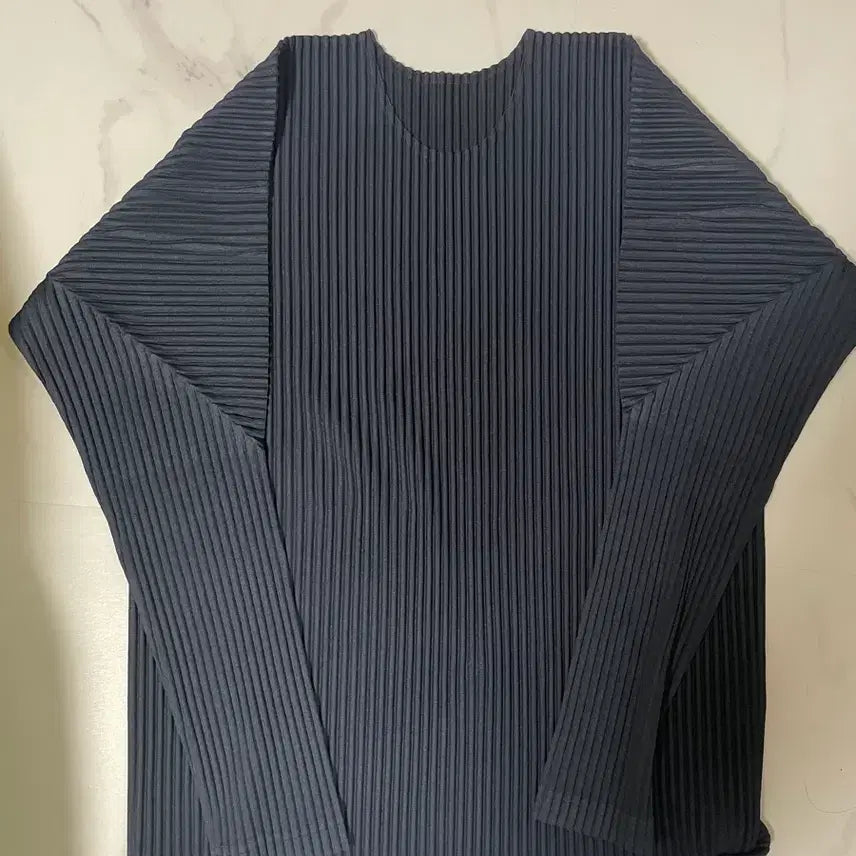 [BUNJANG] Issey Miyake Homme Plissé Basic Long Sleeve Navy Size 4 / 이세이미야케 옴므 플리세 베이직긴팔 네이비 4사이즈