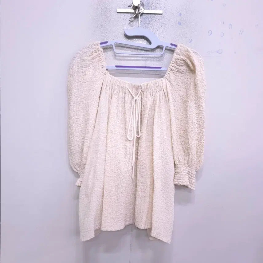 [BUNJANG] Eargrey People Square Neck Banding Blouse / 얼그레이피플) 국내제작 스퀘어넥 밴딩 블라우스