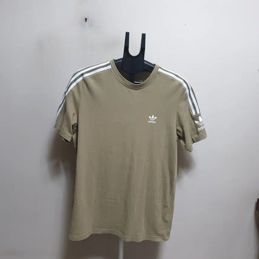 [BUNJANG] Adidas Short Sleeve T-Shirt / 아디다스반팔티셔츠/105