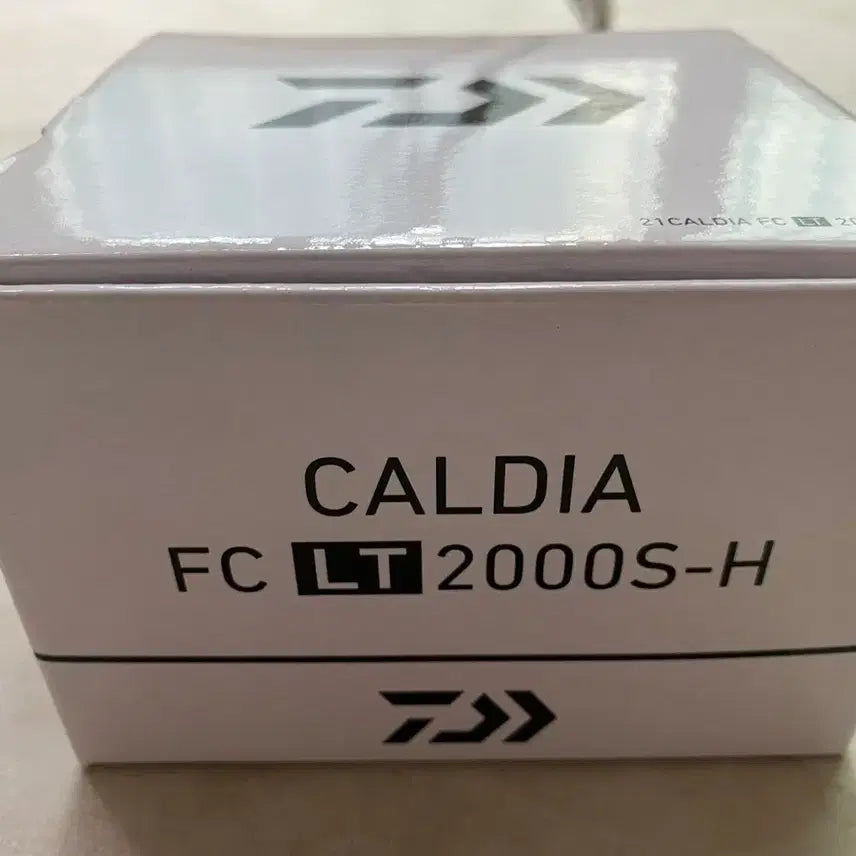 [BUNJANG] Daiwa 21 Caldia FC LT2000S-H Spinning Reel (New) / 다이와 21칼디아 FC LT2000S-H 스피닝릴 (새제품)