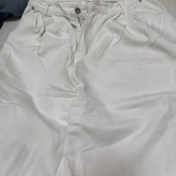 [BUNJANG] Diveltop White Denim Pants / 디벨탑 바지