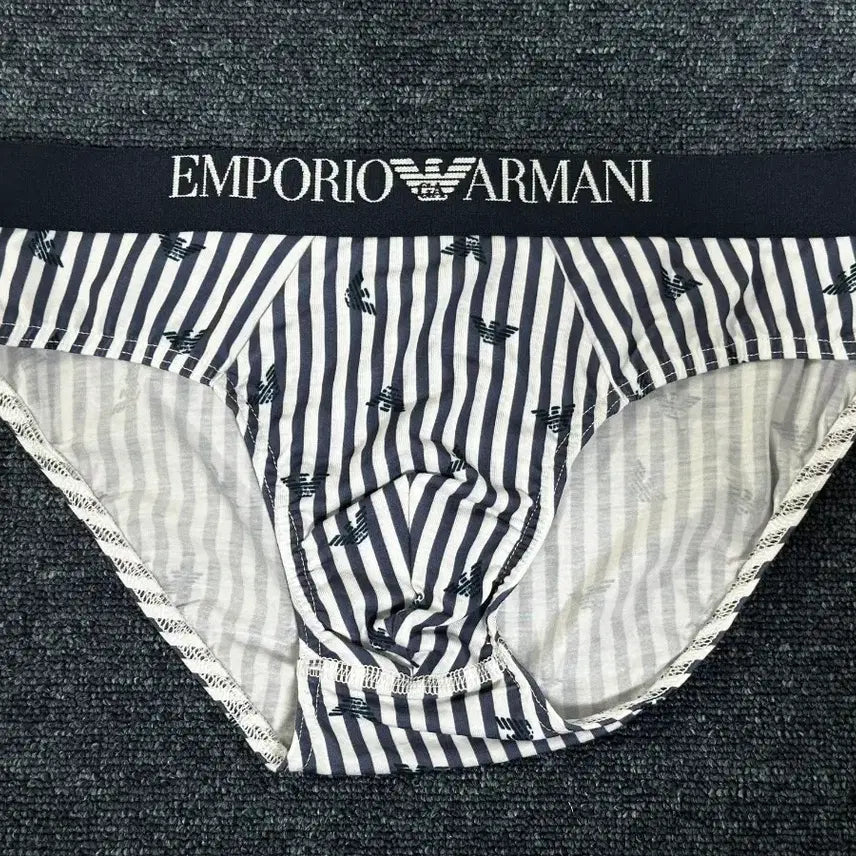 [BUNJANG] Emporio Armani Men's Briefs / 엠포리오 아르마니 남자 삼각 속옷 판매/드로즈/남자팬티/바디프로필