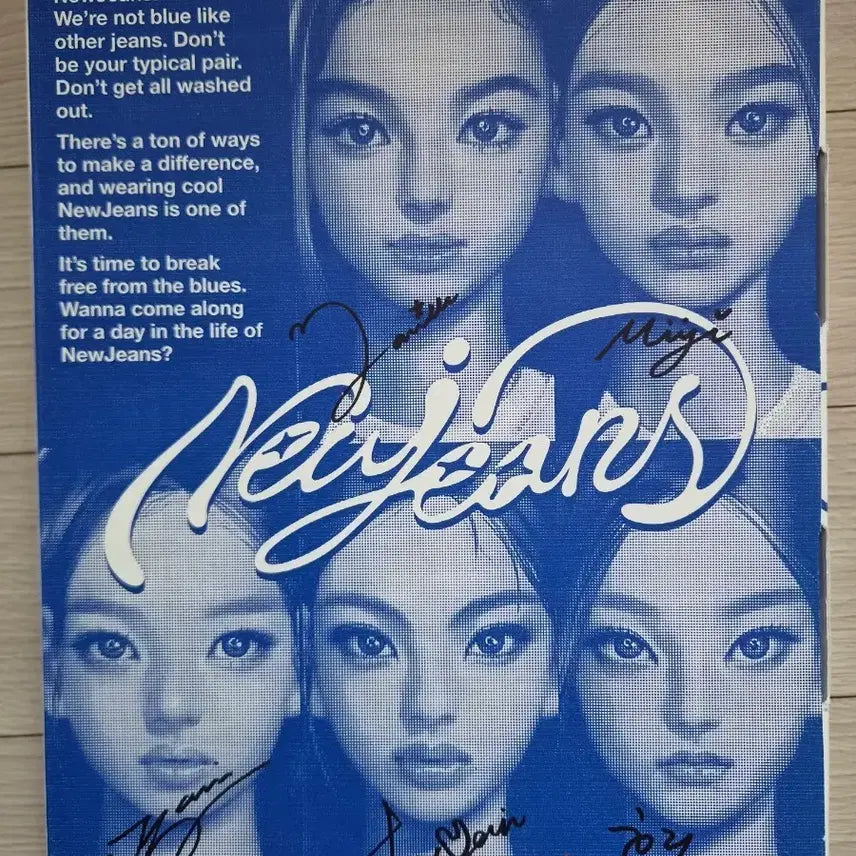 [BUNJANG] NewJeans Blue Book Signed Album Group Photocard / 뉴진스 블루북 친필 싸인 단체 앨범 포카O