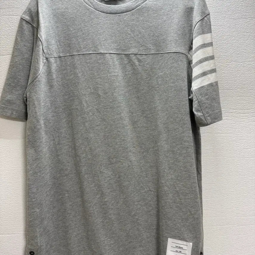 [BUNJANG] Thom Browne 4-Bar Sweatshirt Grey / 톰브라운 4선 완장 맨투맨 그레이