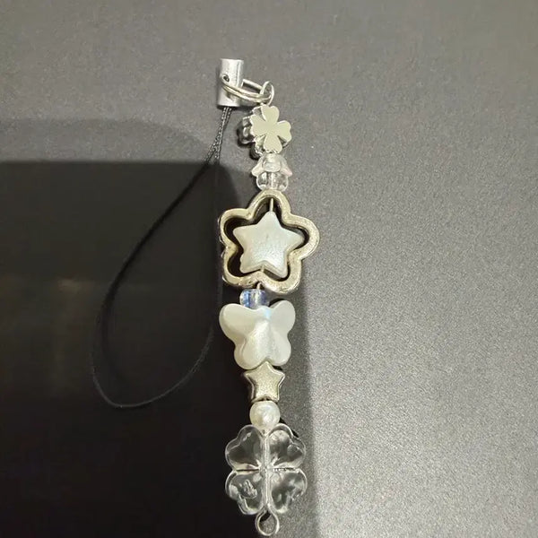 [BUNJANG] White Silver Handmade Keyring with Star, Butterfly, and Clover Charms / 화이트 실버 핸드메이드 키링